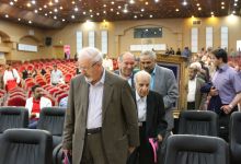 همایش تجلیل از پروفسور علی اکبر جلالی چهره ماندگار شهرستان شاهرود با حضور مسئولین و قشرهای مختلف مردم 